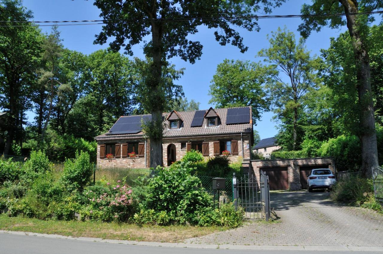 Tres Belle Villa 4 Facades Dans Quartier Vert Et Arbore - 5 Kms De Namur Exteriör bild